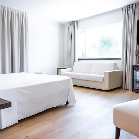 Al Pellegrino - Ristorante Pizzeria מלון 3*